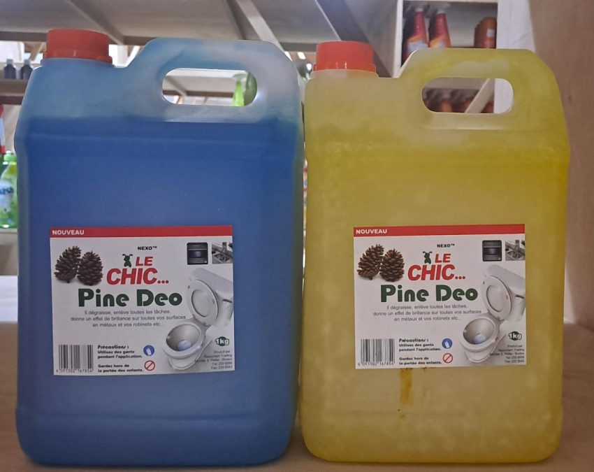 Le Chic Pine Deo 1kg (GALLON BLEUE/JAUNE/VERT 5L)