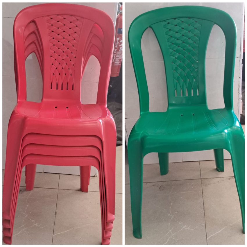 PLASTIC CHAIR(GREEN/RED) 1PC